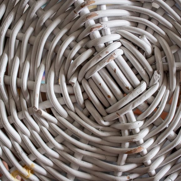 Set of 2 White Wicker Rattan Serving Trays - Picture 12 of 16